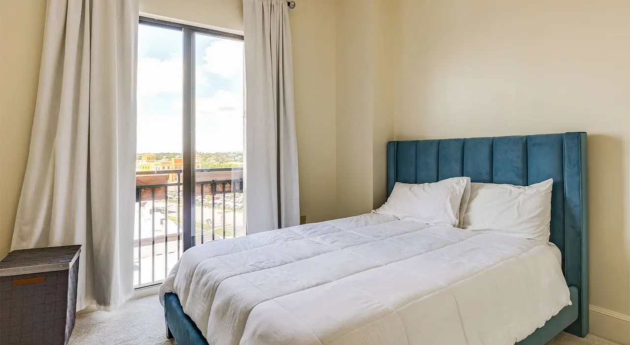 Veranda Club Apartments