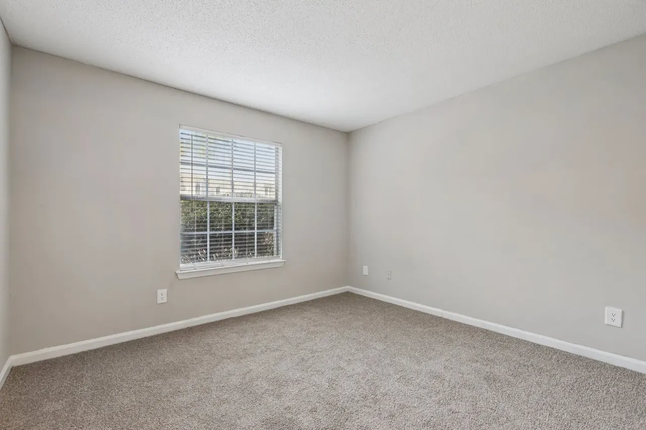 Gregory Lane Apartments