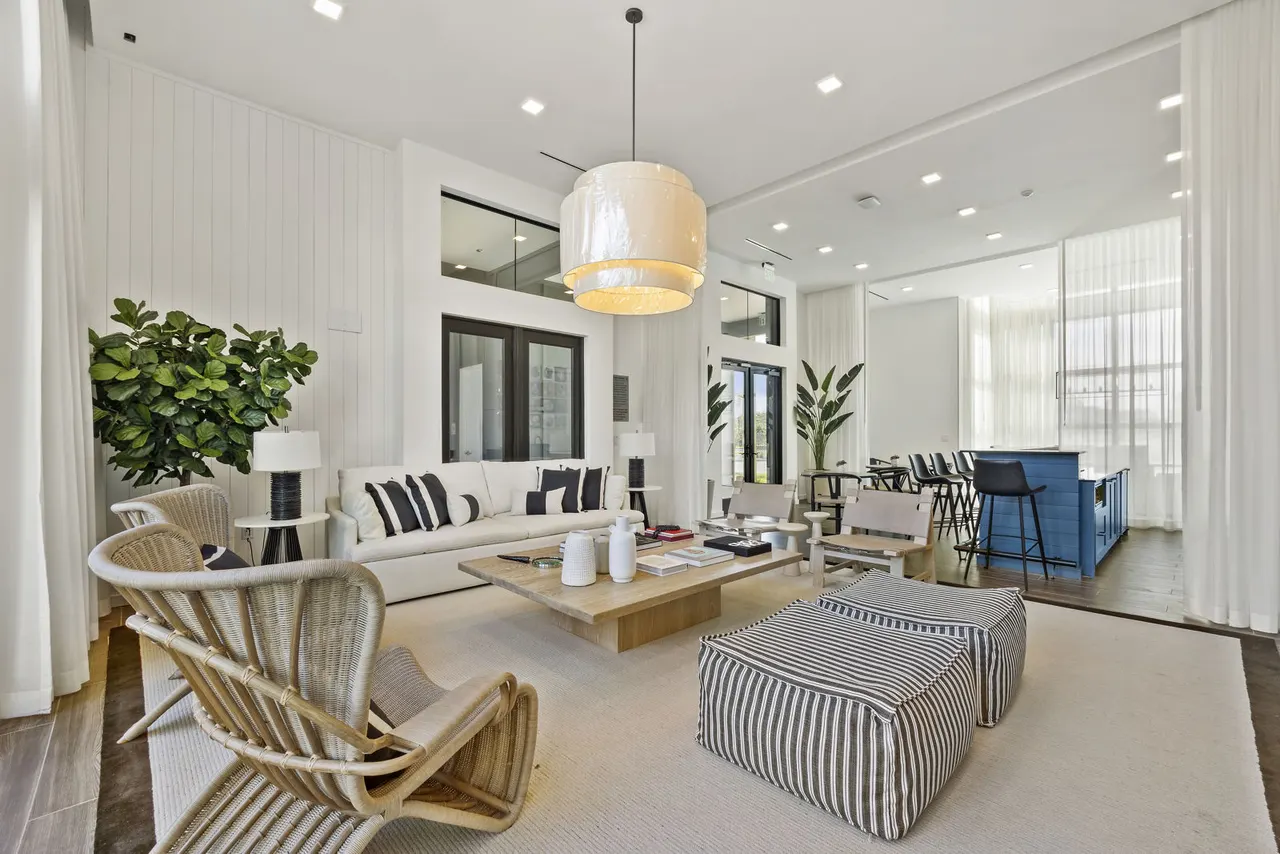 Azalea Luxury Apartments
