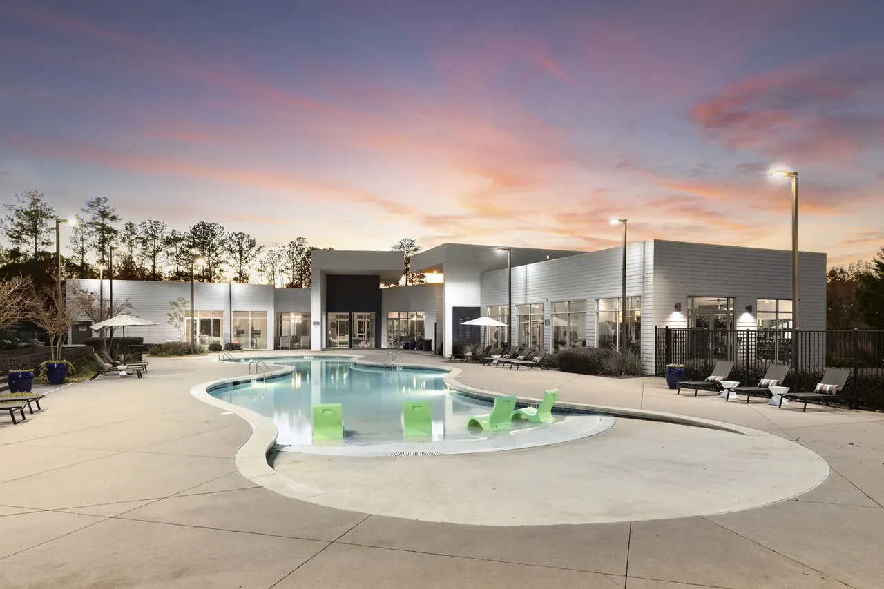 550 Northridge