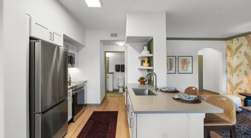 The Lodge at Lakecrest Apartments