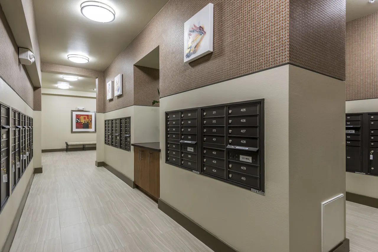 2626 Fountain View