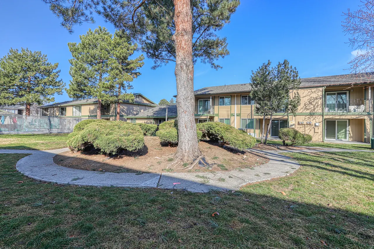 Windsong Apartments