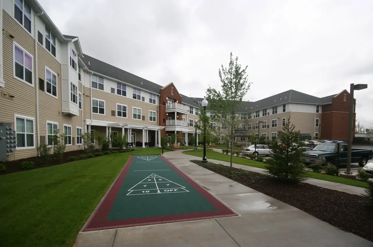 Senior Living at Cambridge Heights