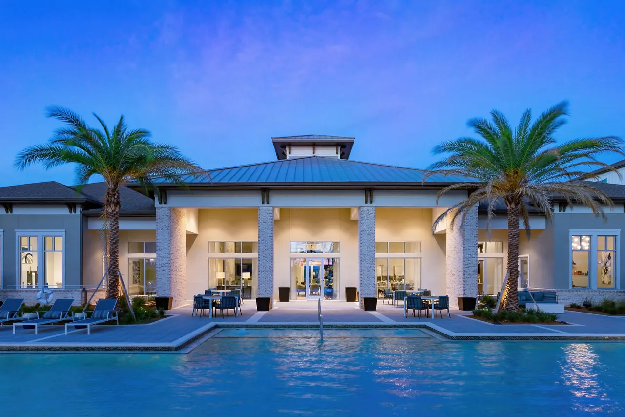 Overture Hamlin