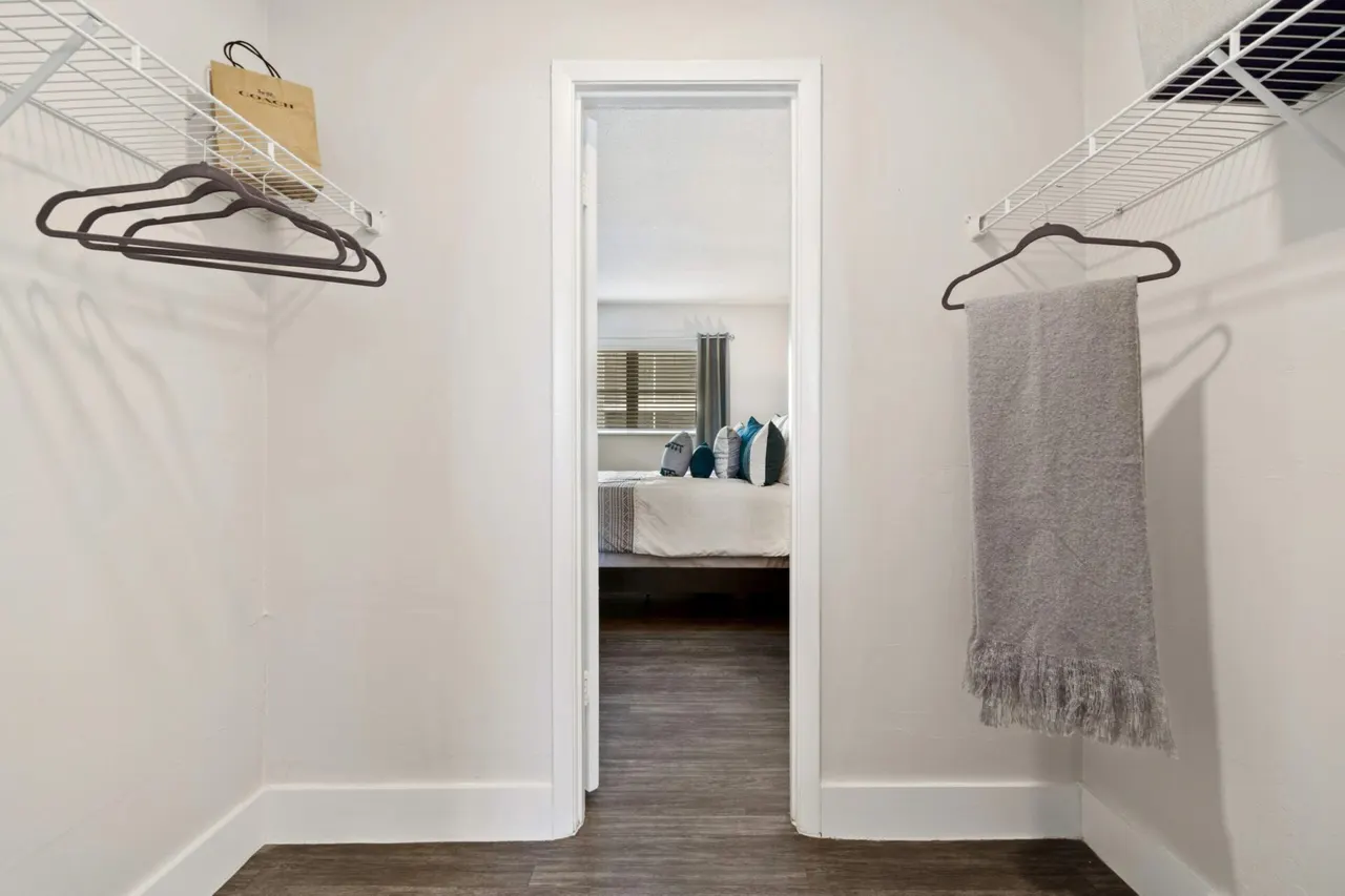 Aventura Oaks Apartment Homes