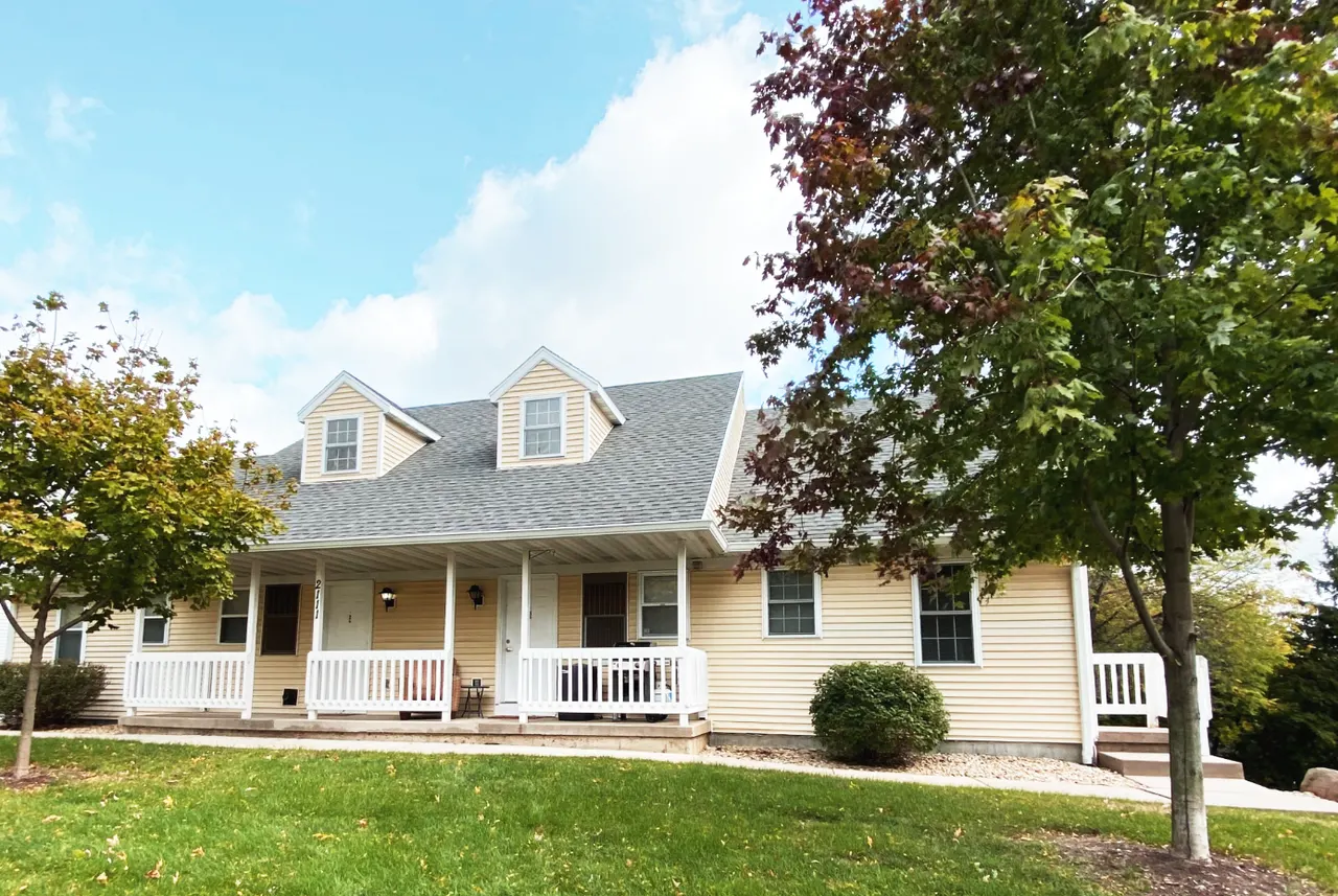 Muirfield Apartments