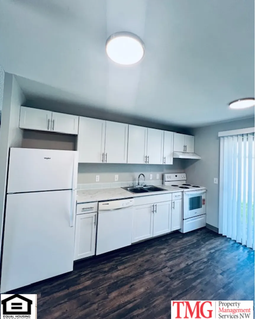 North Trace Village Apartments