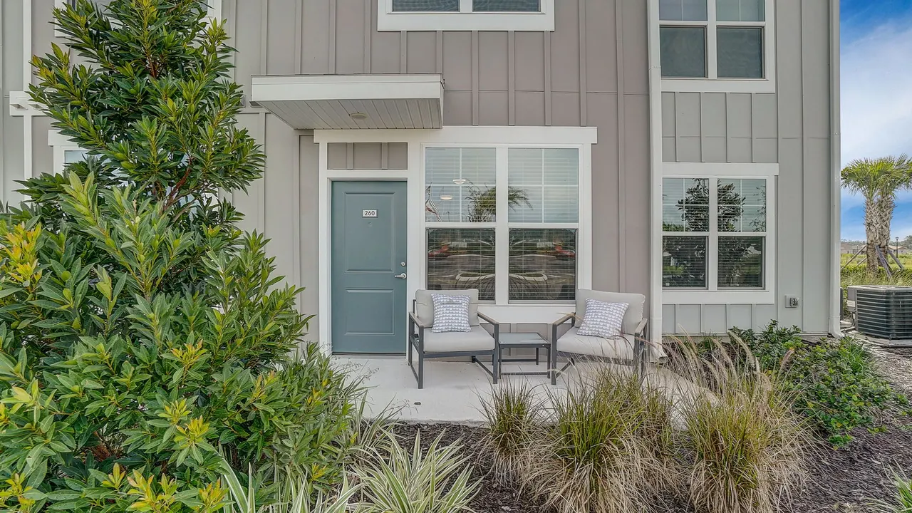 Authentix Suncoast Apartments