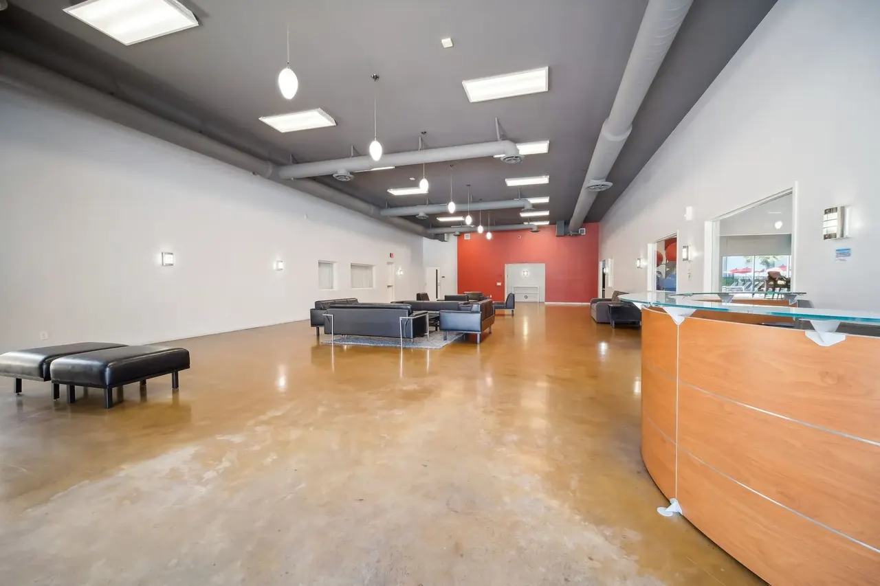 Meridian Pointe Apartments