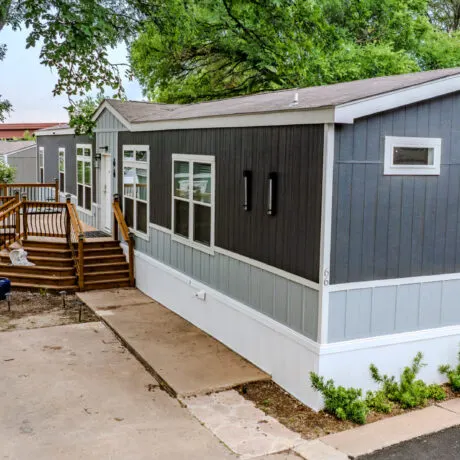 Royal Palms Manufactured Home Community