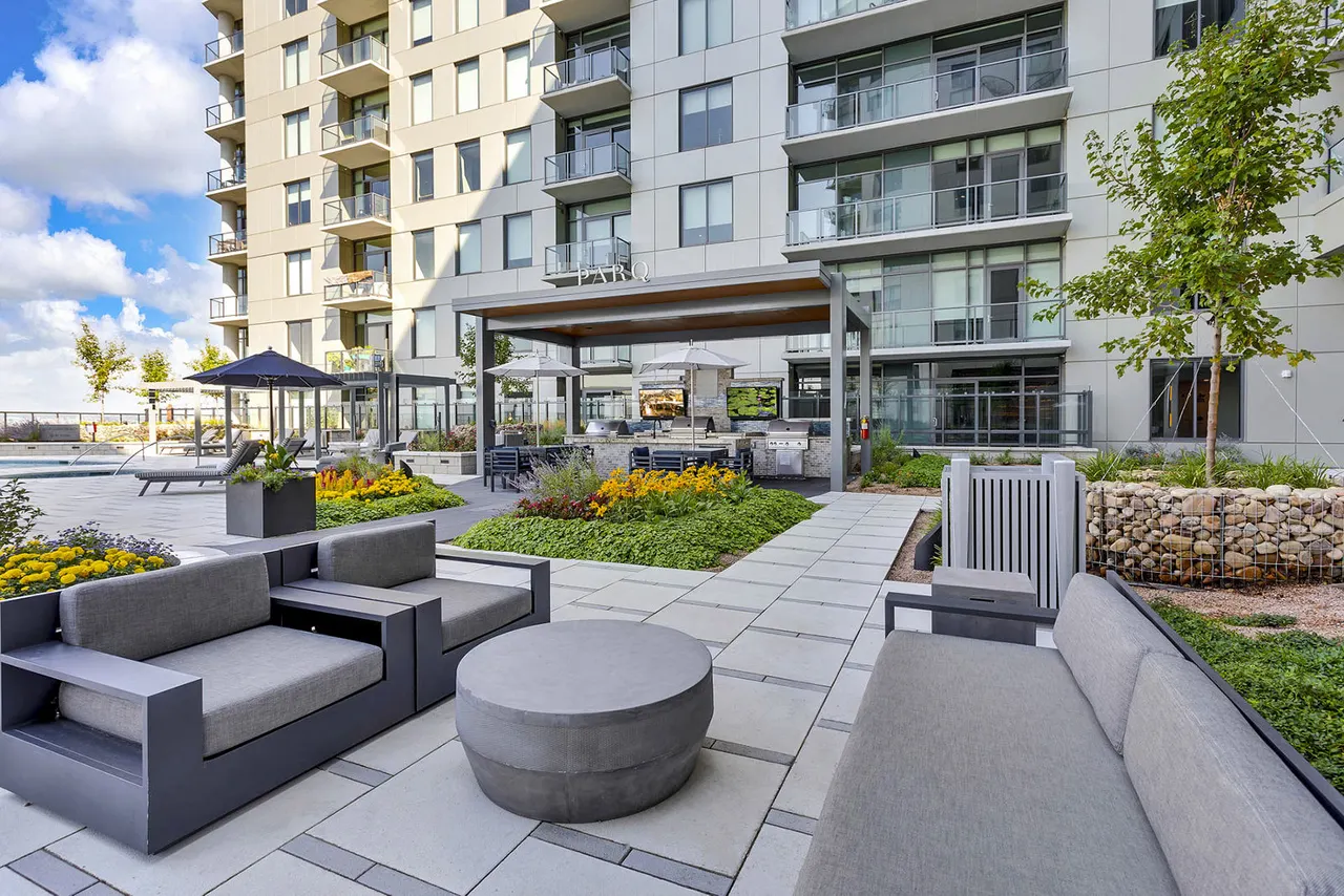 Parq on Speer Apartments