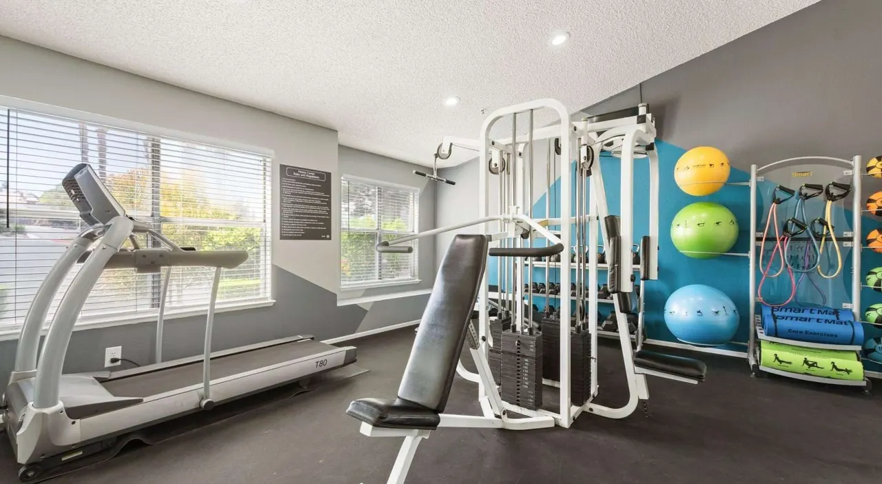 Promontory Point Apartments