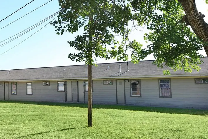 Southlawn Palms Apartments