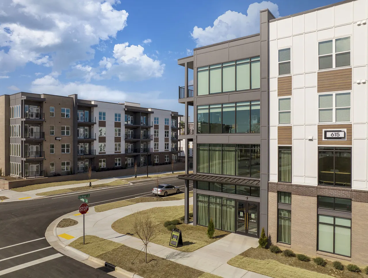 Alta Davis Apartments