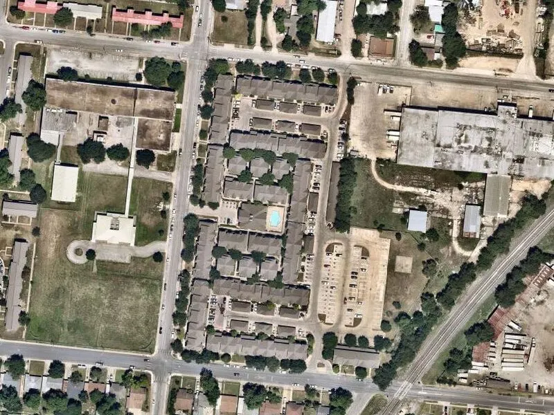 The Summit at Benavides Park Apartments