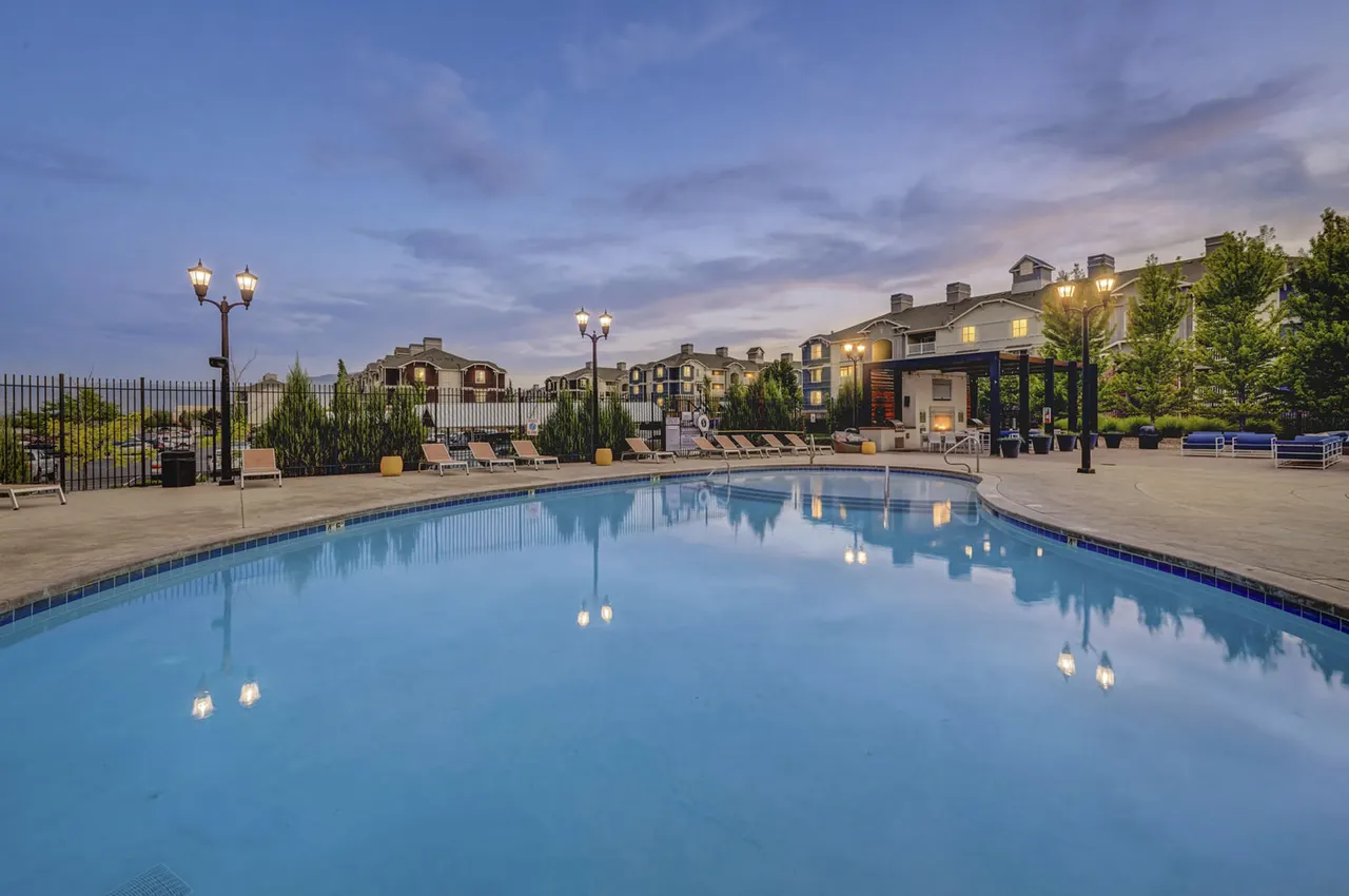 Copperwood Apartments