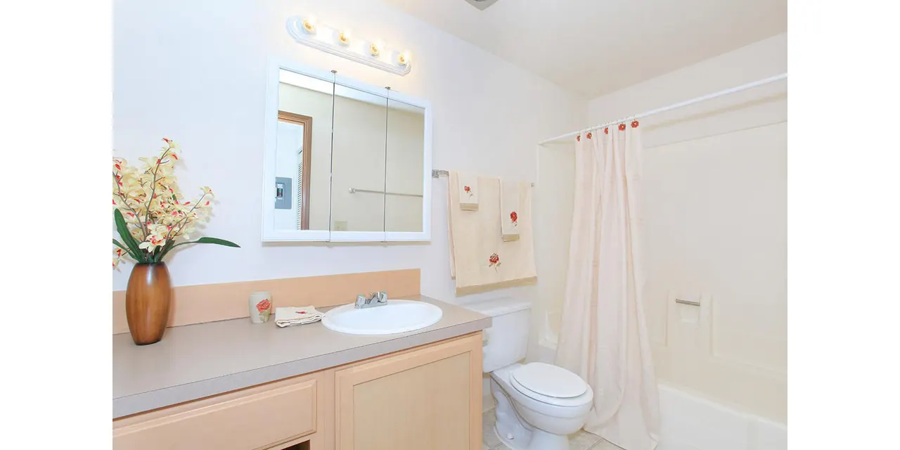 Redwood Park Apartments
