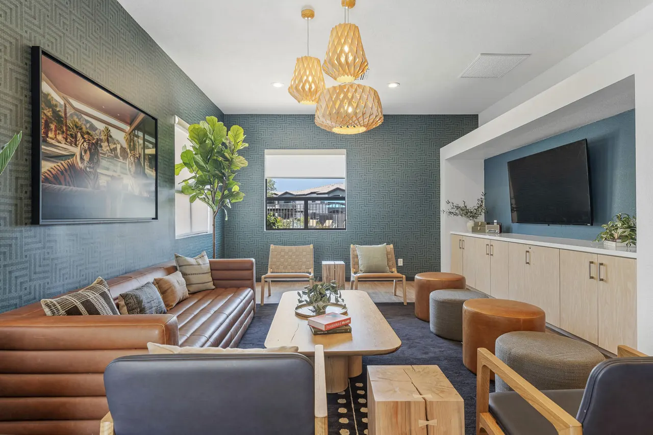 Palm Court Apartments