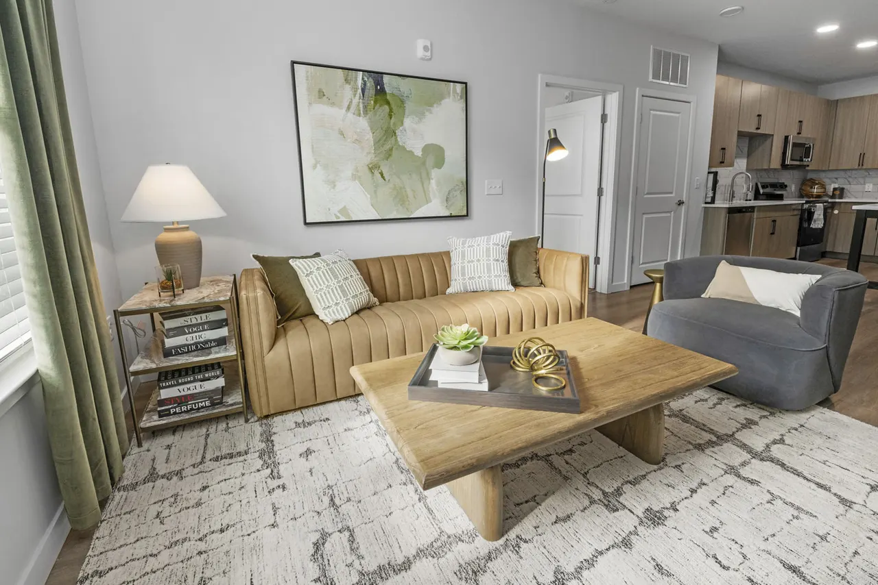Perimeter Pointe Apartments