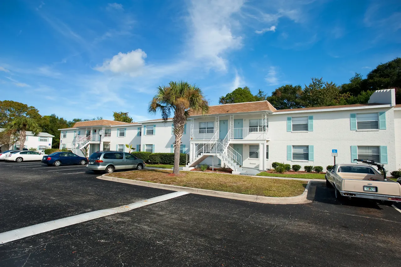 Seaside Apartments