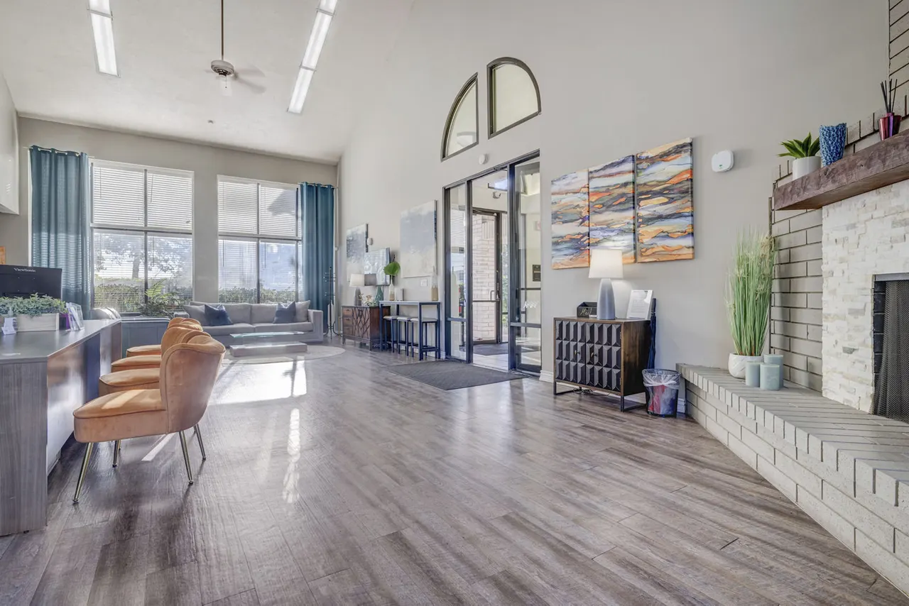 Eagle's Landing Apartments