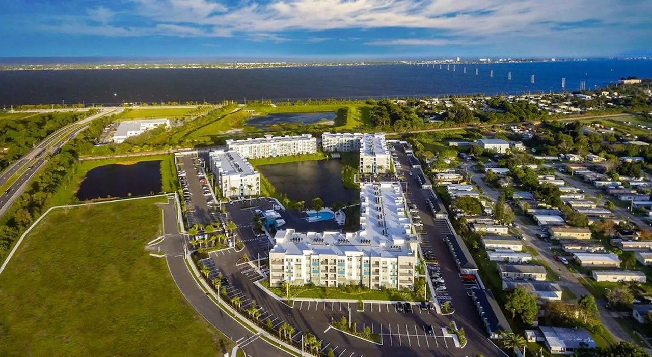 Aqua Palm Bay
