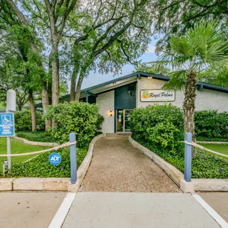 Royal Palms Manufactured Home Community