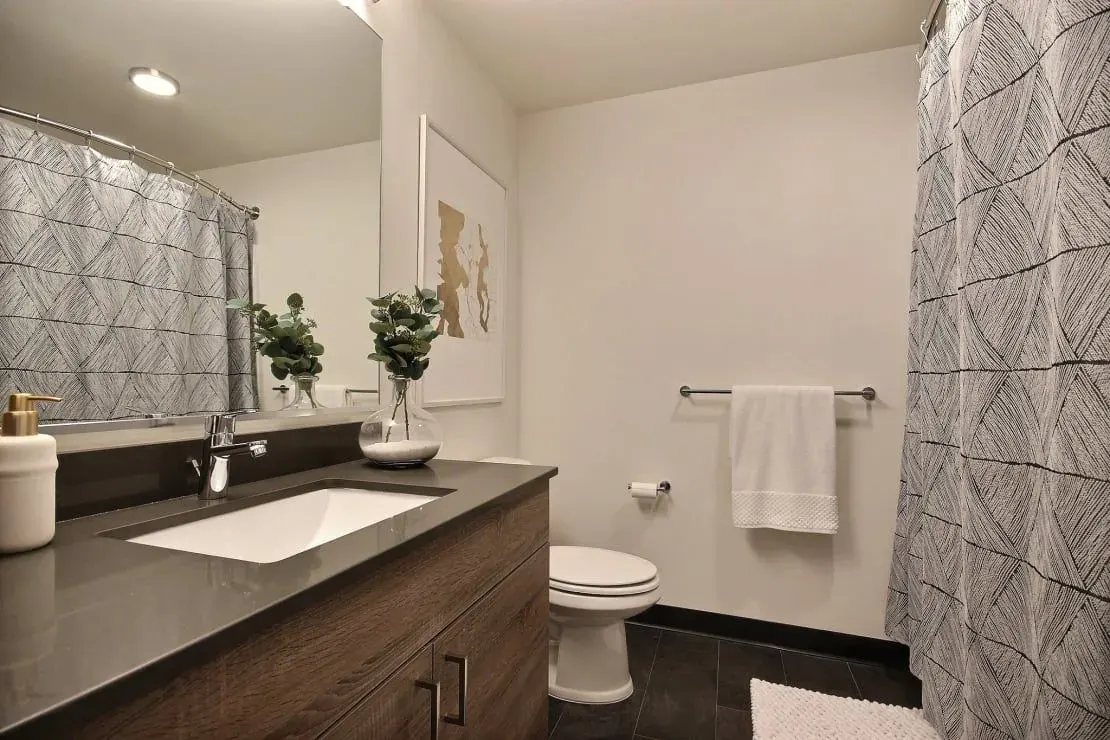 CREW Apartments