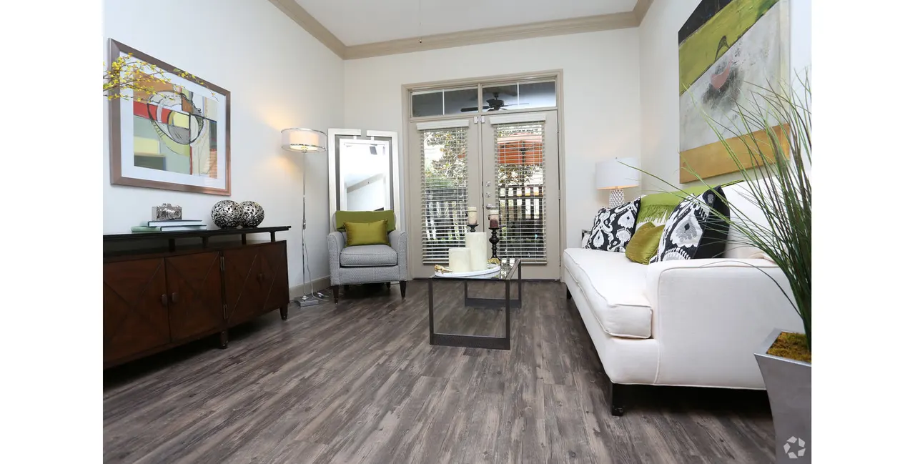Braeswood Place