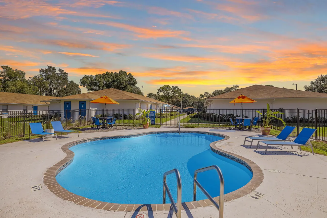 Topaz Retreat Apartments