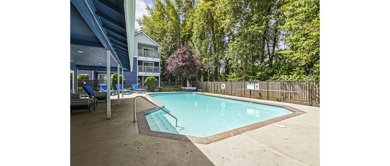Chestnut Hills Apartments