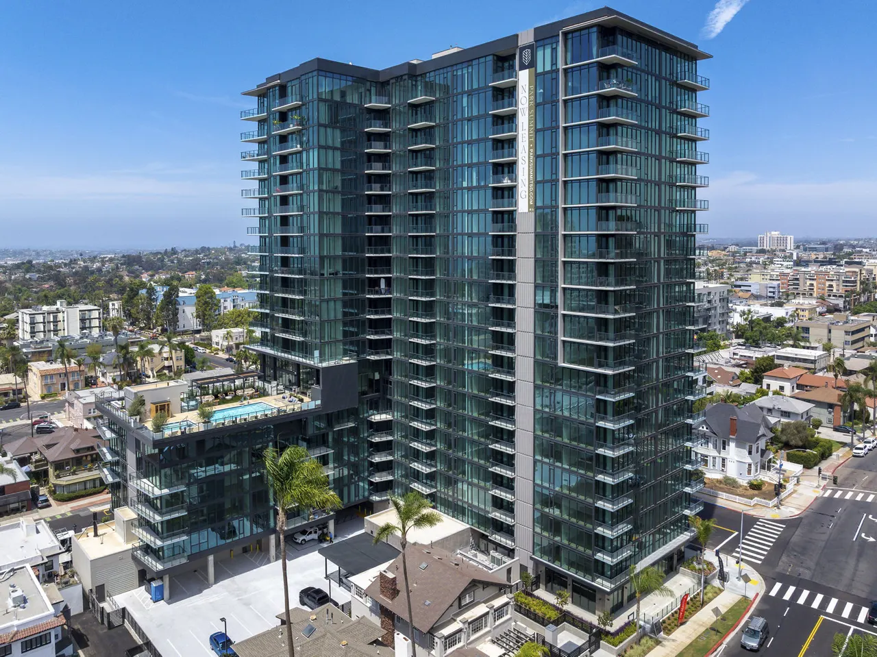 Park Summit Apartments