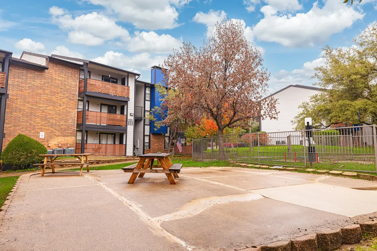 Sedona Park Apartments