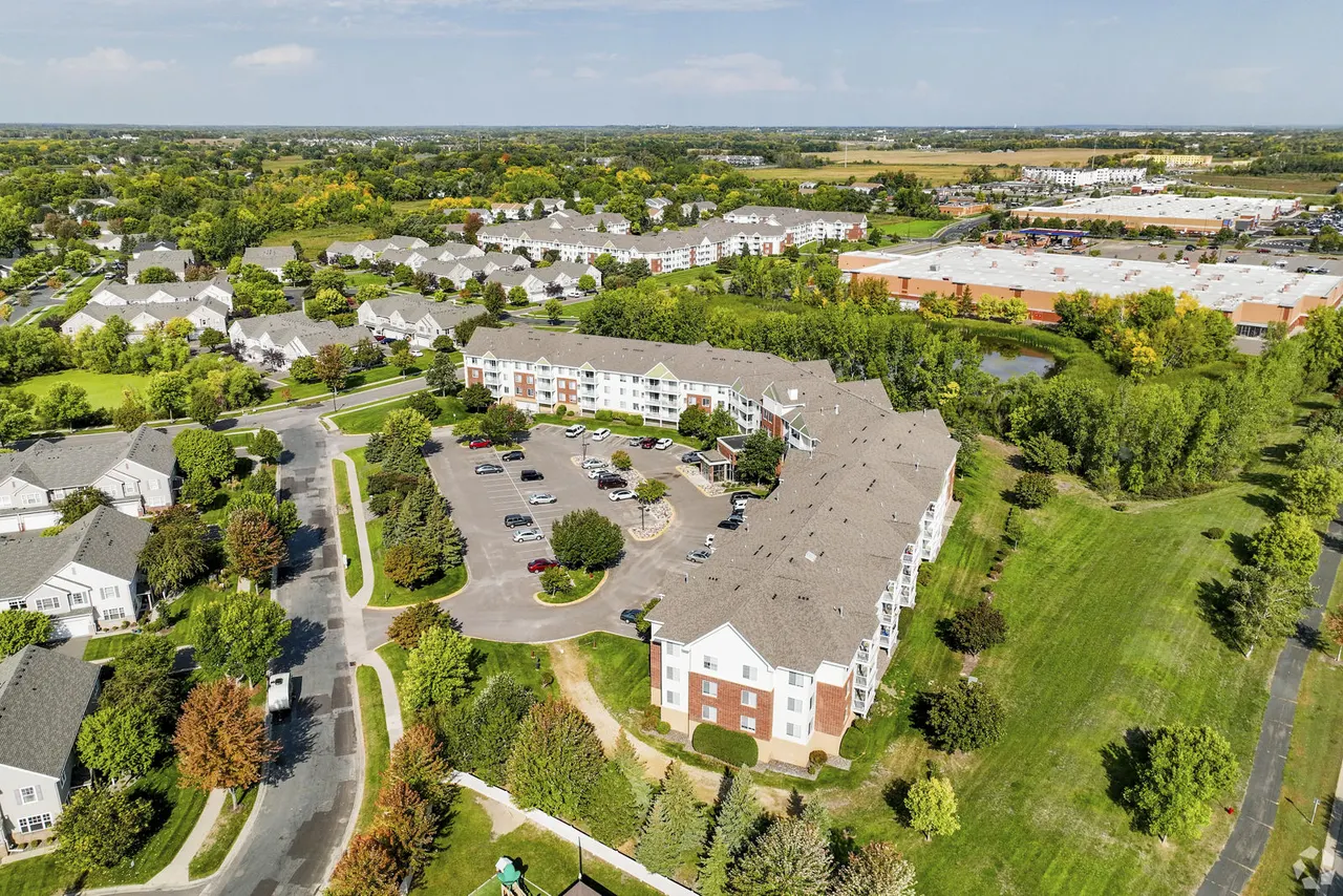 Avana Maple Grove