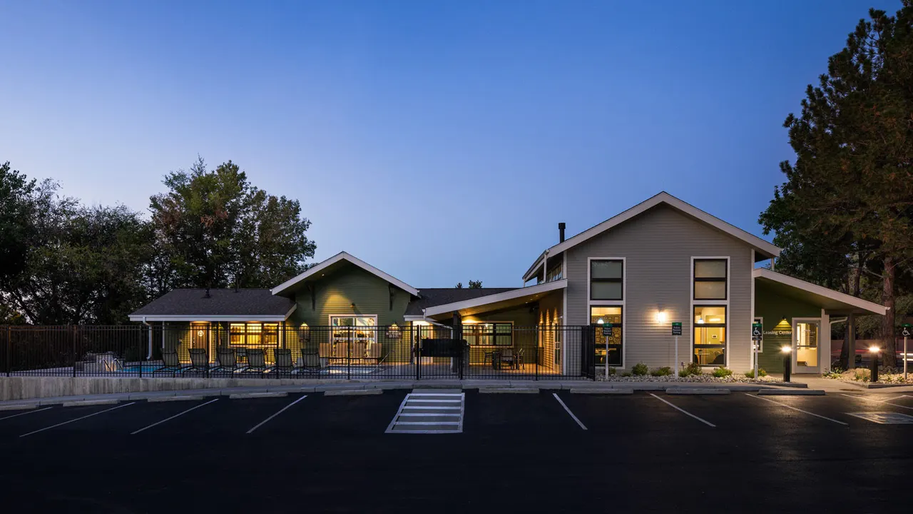 The Ridge at Mountain View Apartments