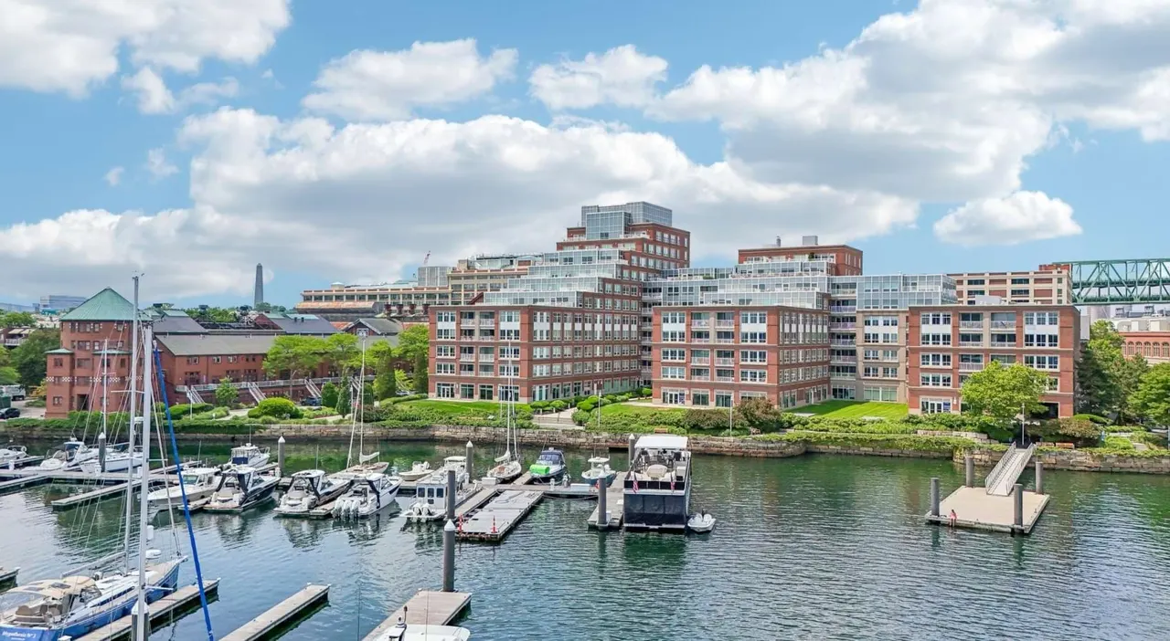 Harborview at the Navy Yard