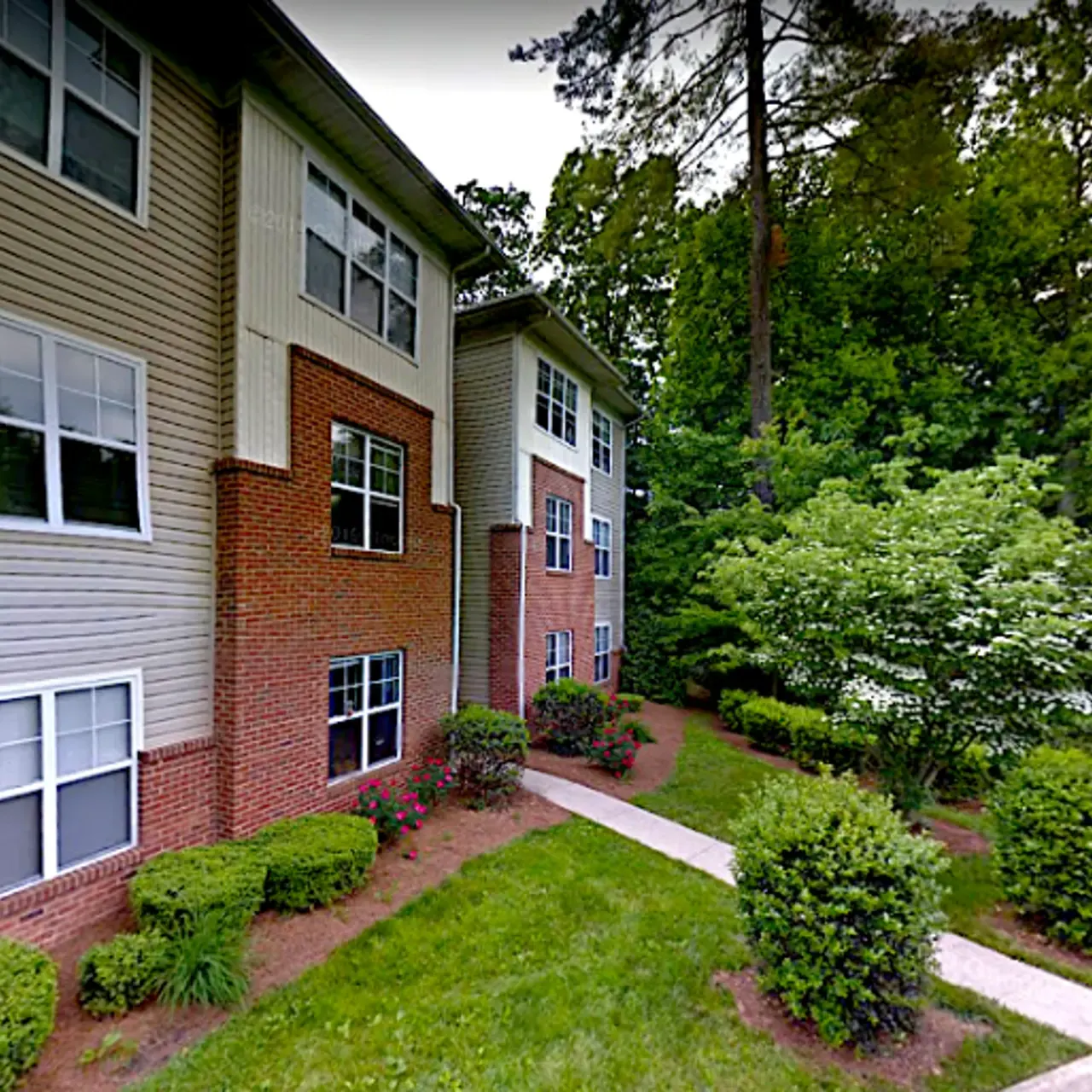 River Glen Apartments