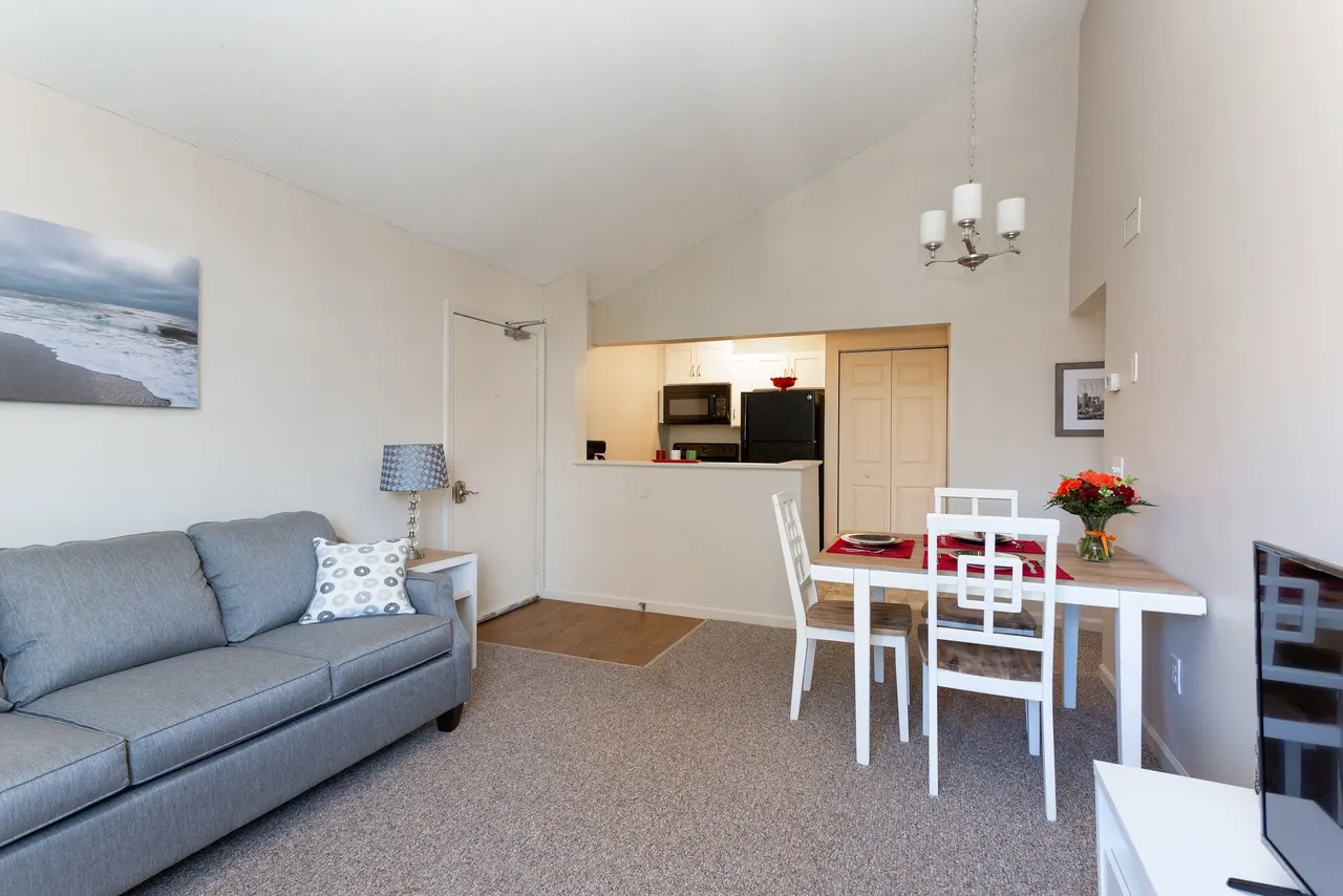 Celeron Square Apartments
