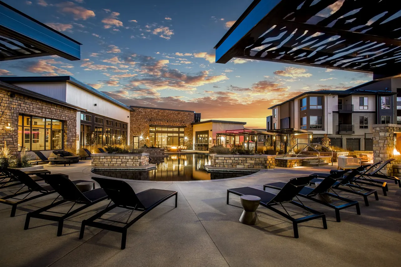 Solana Olde Town Station Apartments