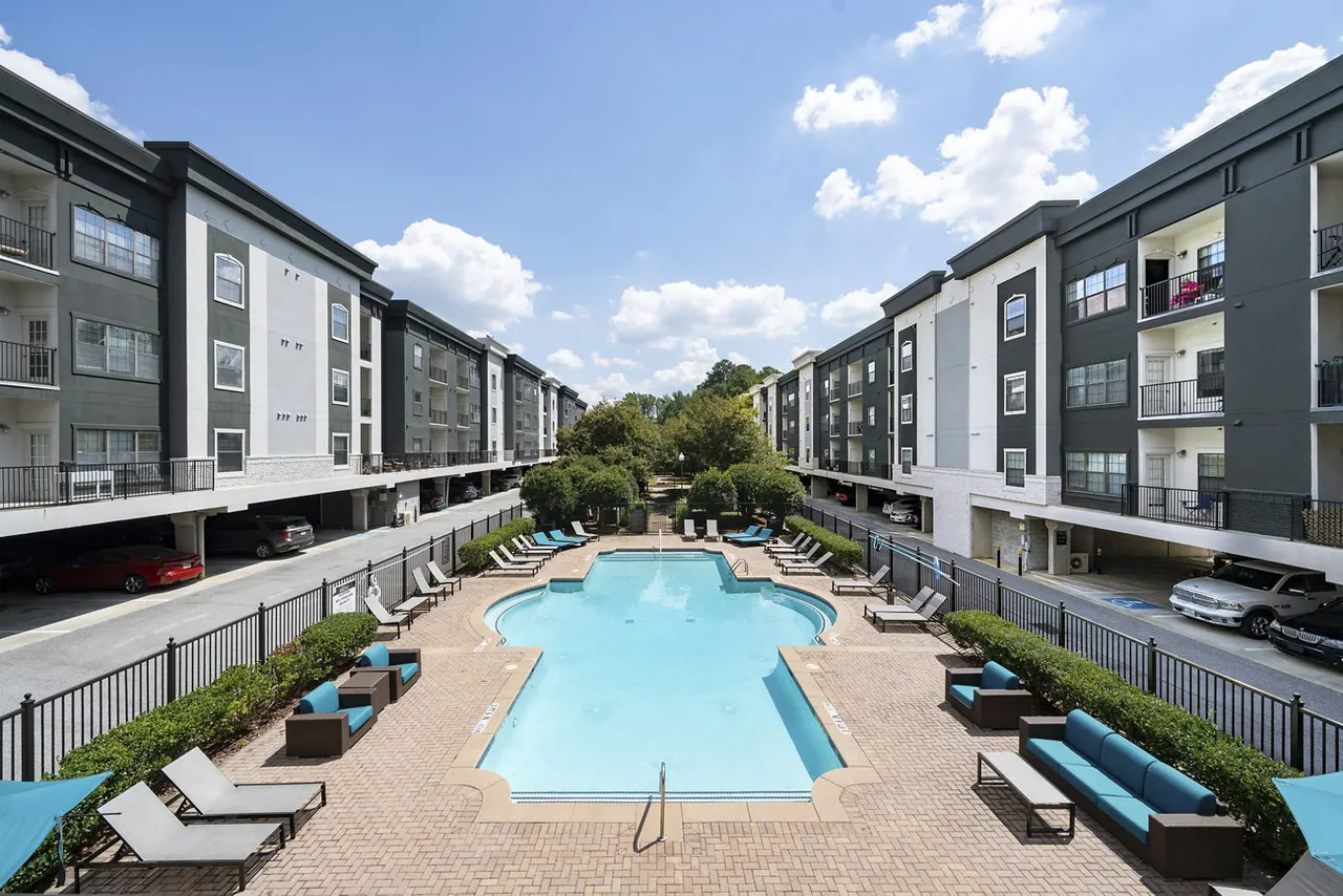 The Grove Chamblee Apartments