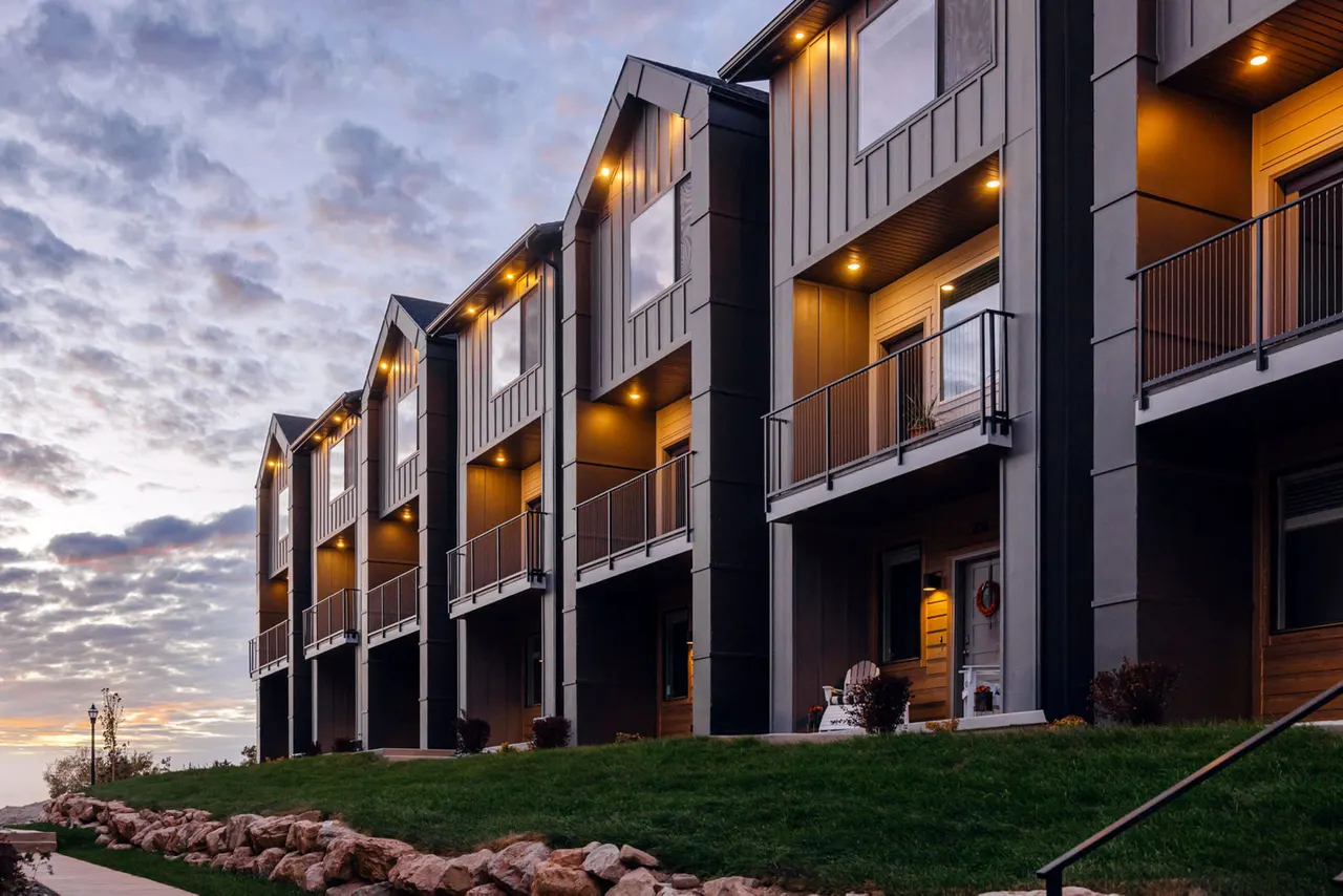 Enduro Townhomes