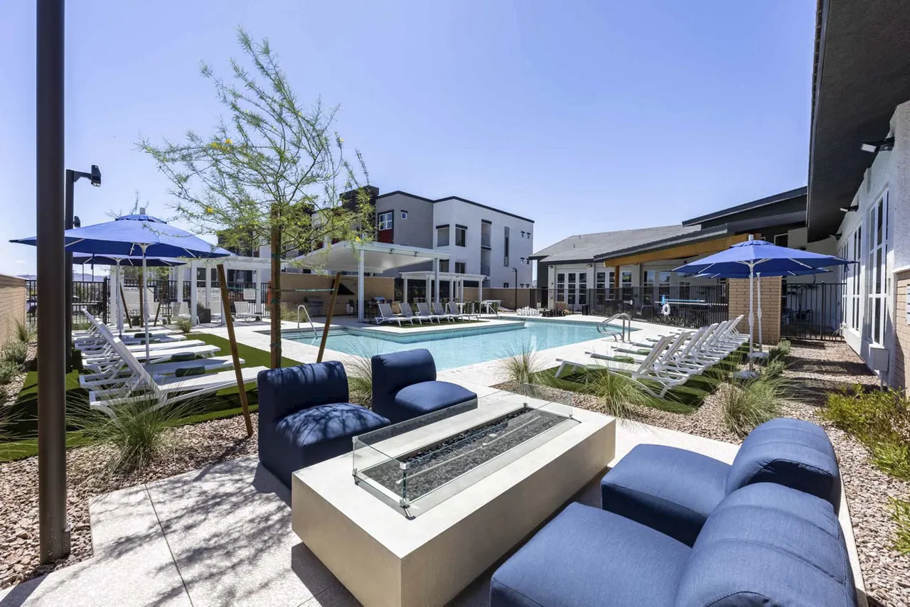 Ascend Symmetry at Cadence