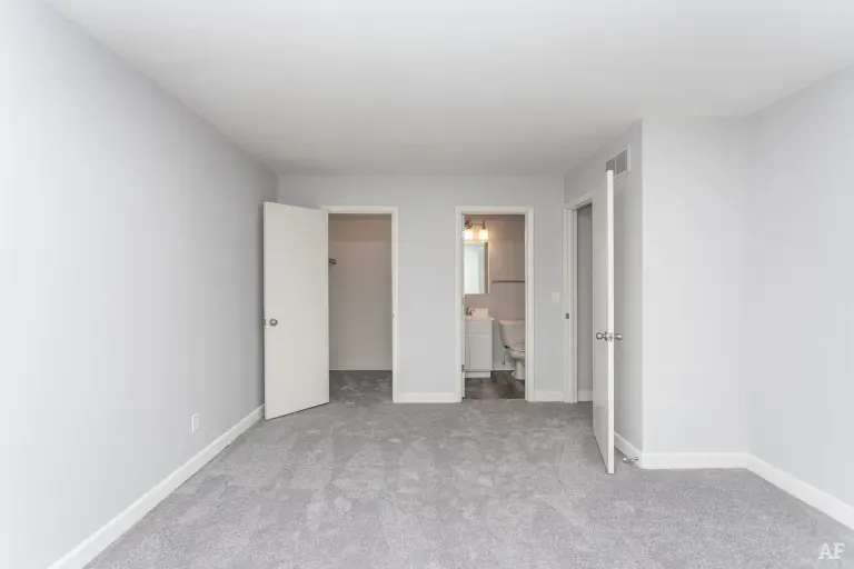 Coventry Court Town Homes