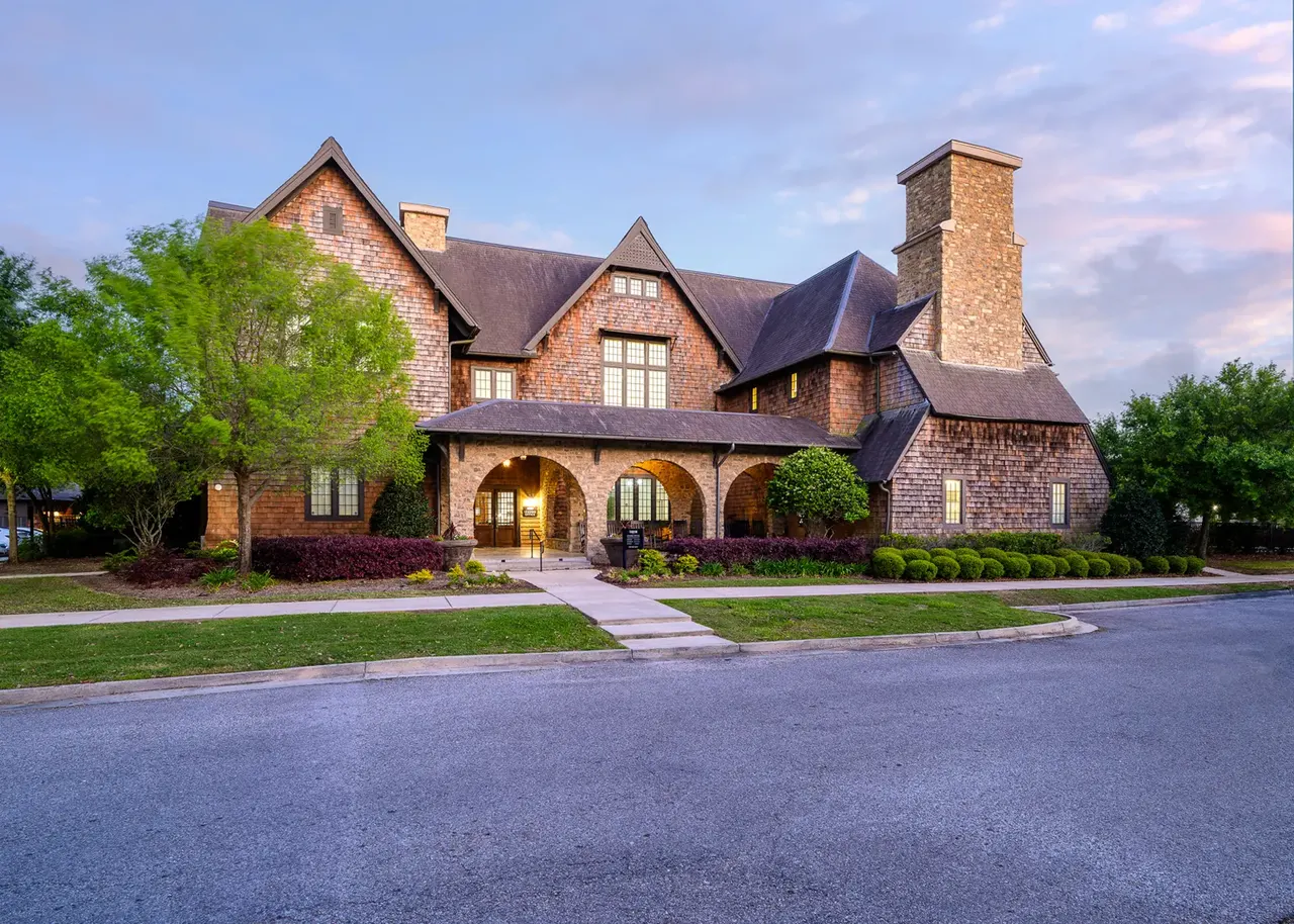 The Lodges at 777