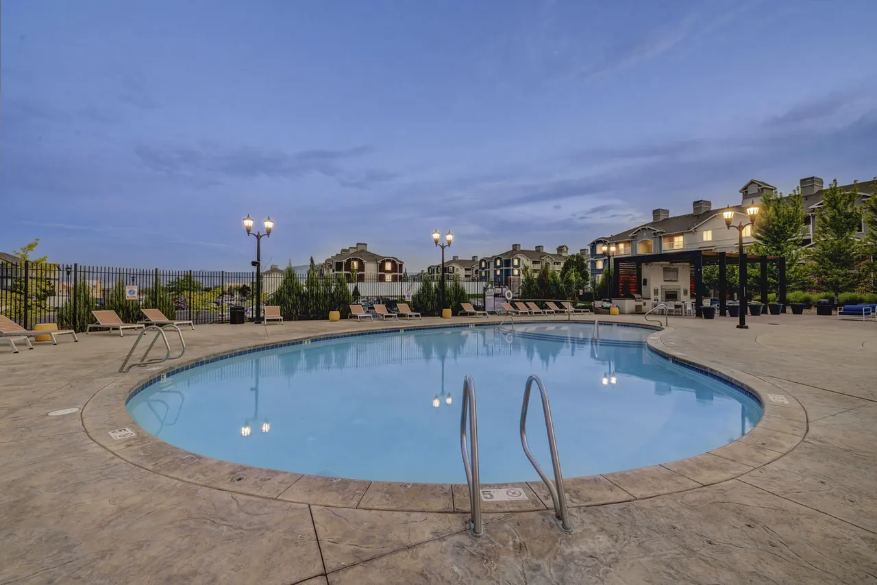 Copperwood Apartments