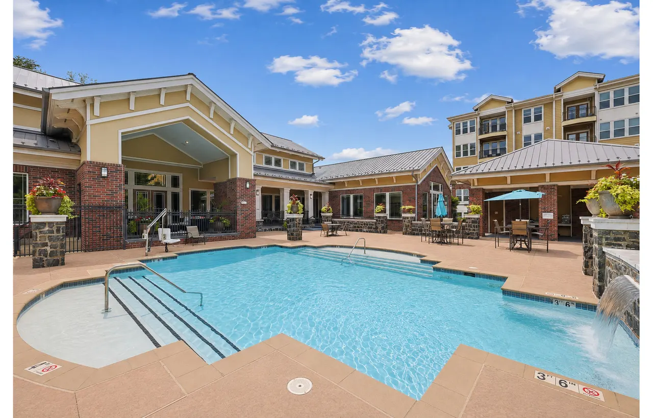 Stone Pointe