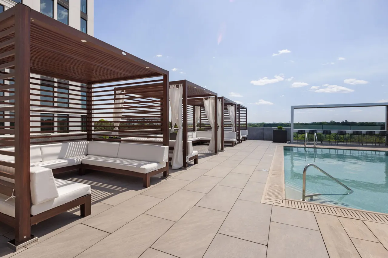 Maeve Downtown Raleigh Apartments