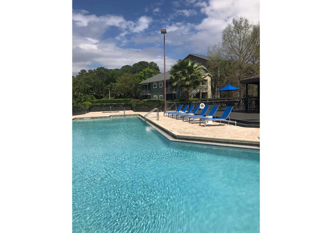 Stonebrook Apartments