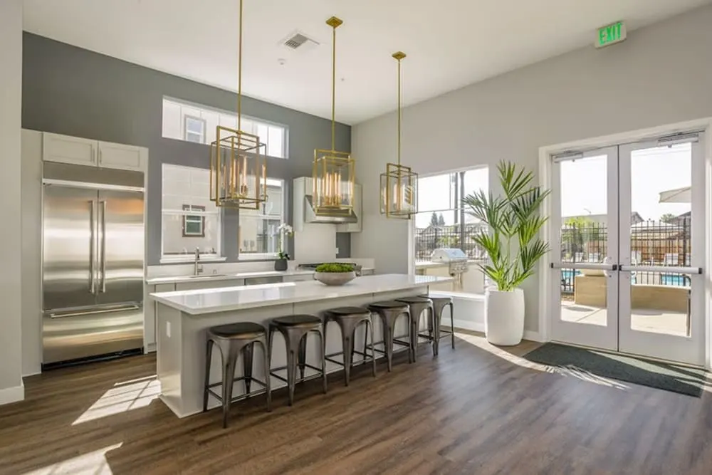 Eaton Ranch Apartments